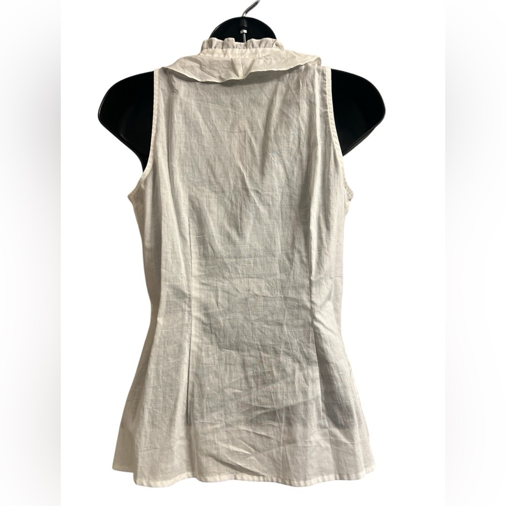 Anne Taylor White Ruffle Front 100% Cotton Sleeveless Blouse Sz 0P NWT - Picture 2 of 6